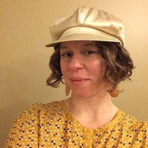 Meet your Posher, Nicole